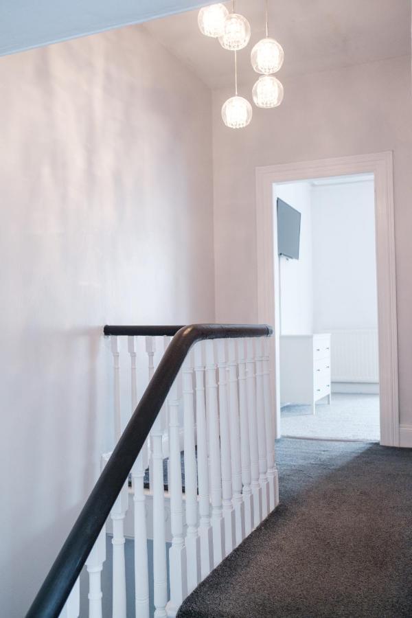 Gorgeous 3 Bedroom Victorian Townhouse Lisburn Kültér fotó